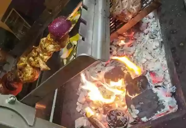 Le restaurant - Chaud Comme La Braise - Restaurant Fréjus - restaurant Méditérranéen FREJUS